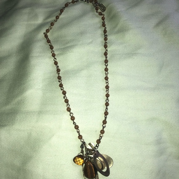 Multiple necklaces - Picture 6 of 8